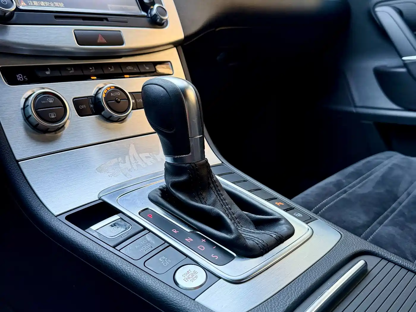 Volkswagen FAW-Volkswagen CC 2016 Model 1.8TSI Luxury фото 17