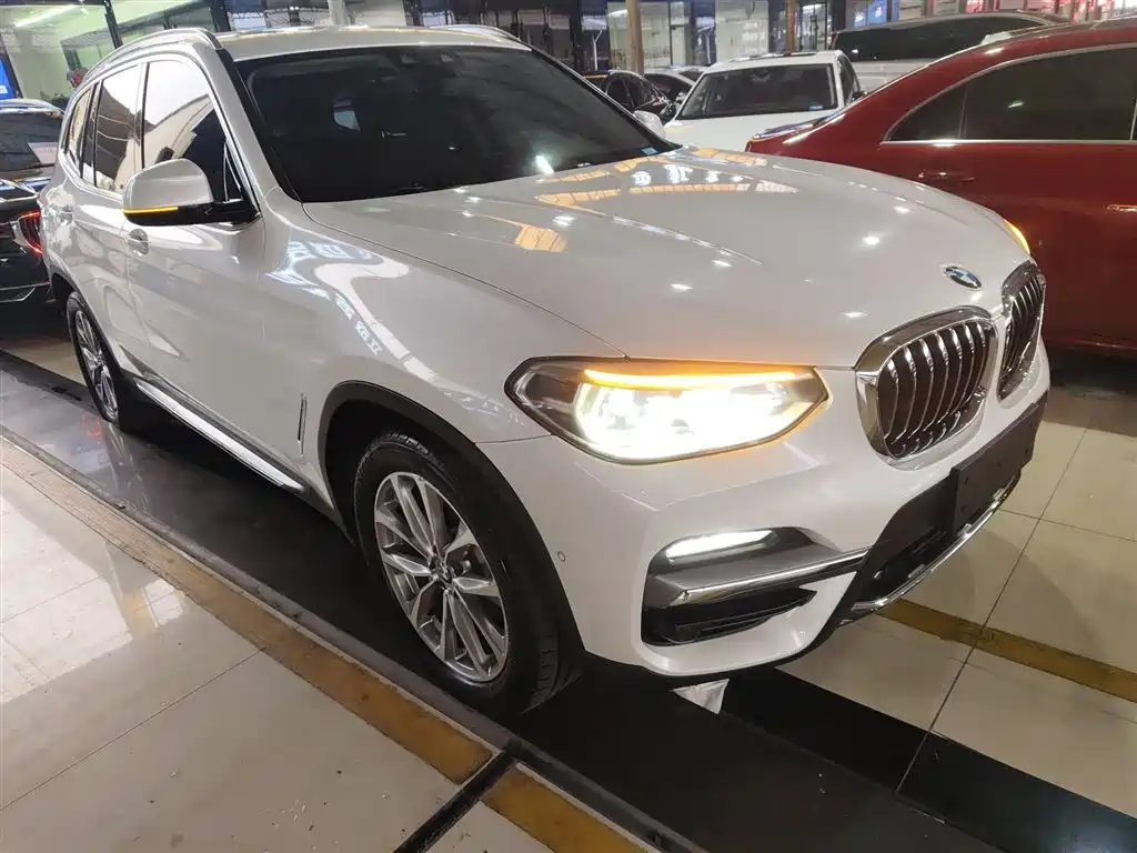 BMW X3 2018 xDrive25i Luxury Package China VI фото 4