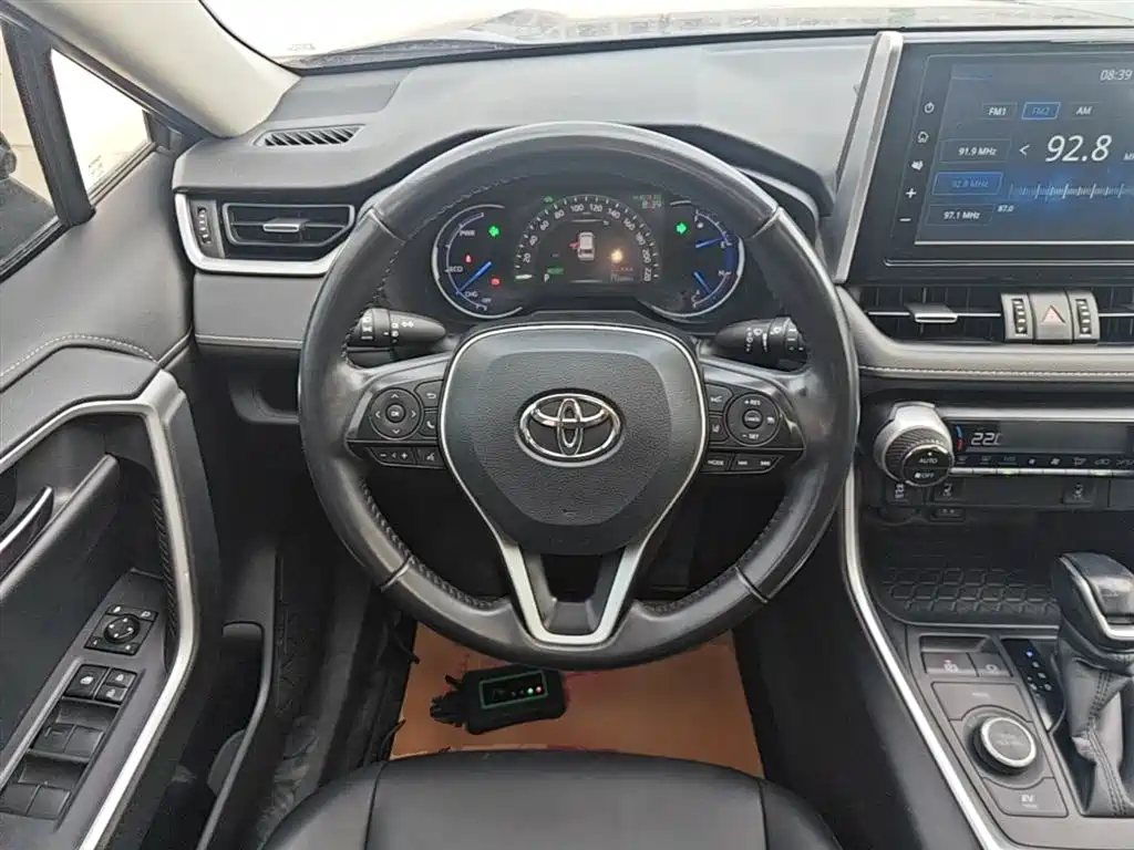 Toyota RAV4 Rongfang 2020 Hybrid 2.5L E-CVT 4WD Elite PLUS фото 7