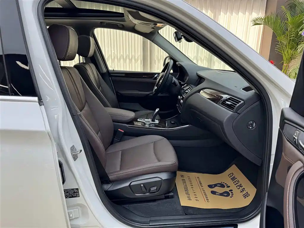 BMW X3 (Import) 2014 xDrive20i X Design Package фото 12