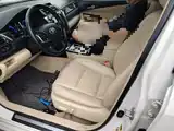 Фото 8 - Toyota Camry