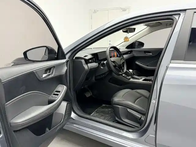Roewe i5 2025 2024 1.5L CVT Prestige Edition