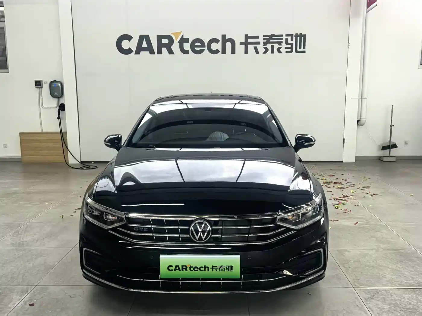 Volkswagen Magotan GTE Plug-in Hybrid 2022 GTE Luxury фото 2