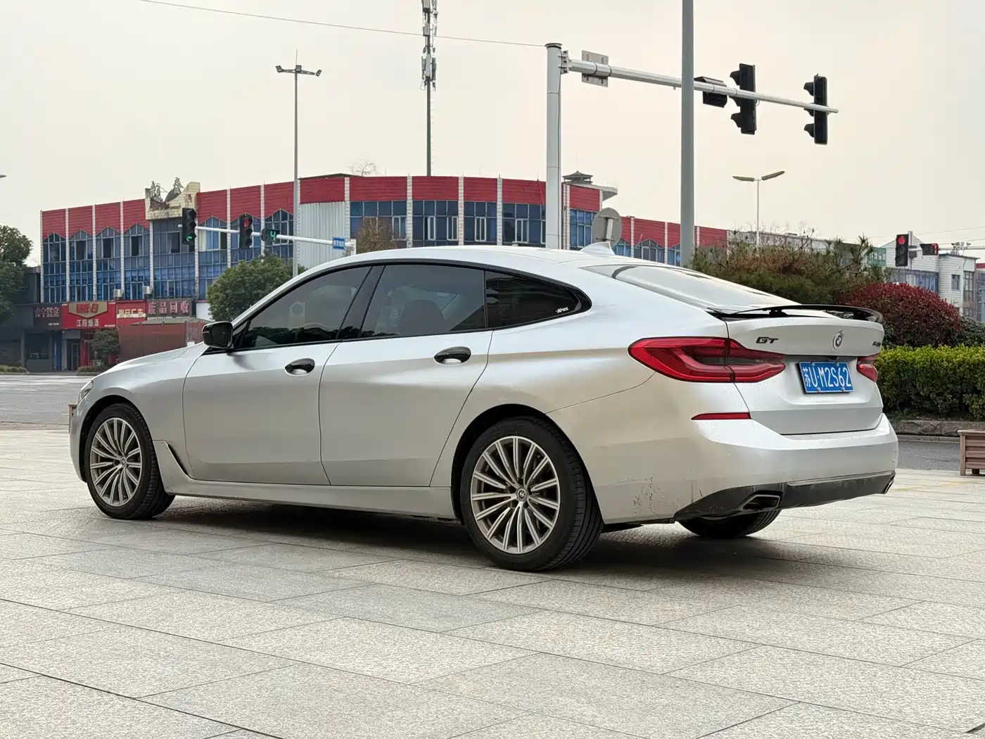 BMW 6 Series GT 2018 630i M Sport Package фото 6
