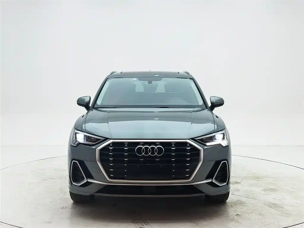 Audi Q3 2021 35 TFSI Fashion Sport фото 2