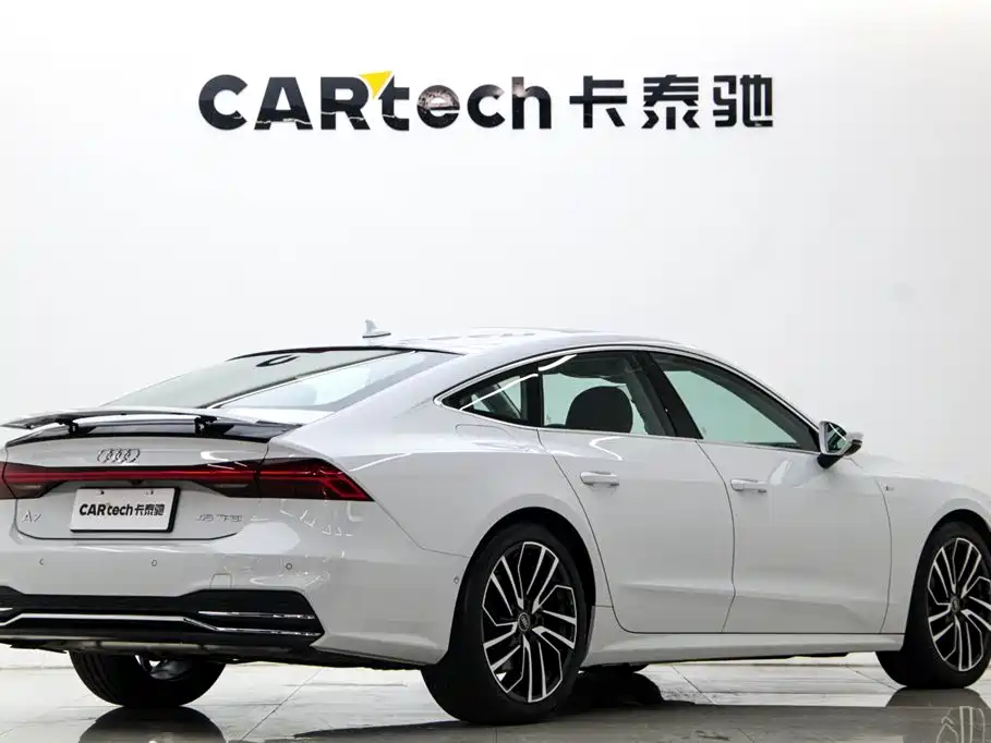 Audi A7 2024 45 TFSI Premium Selection фото 7