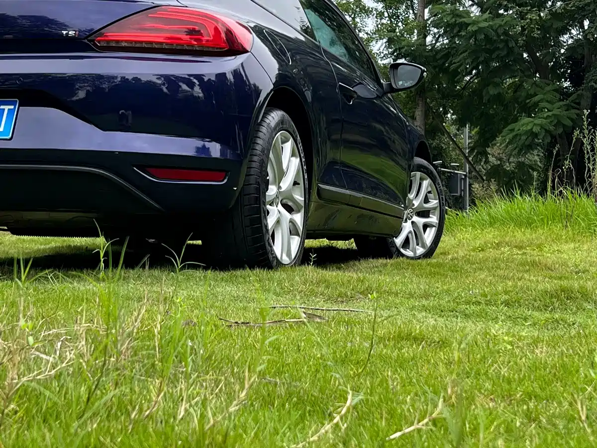 Photo 11 - Volkswagen Scirocco