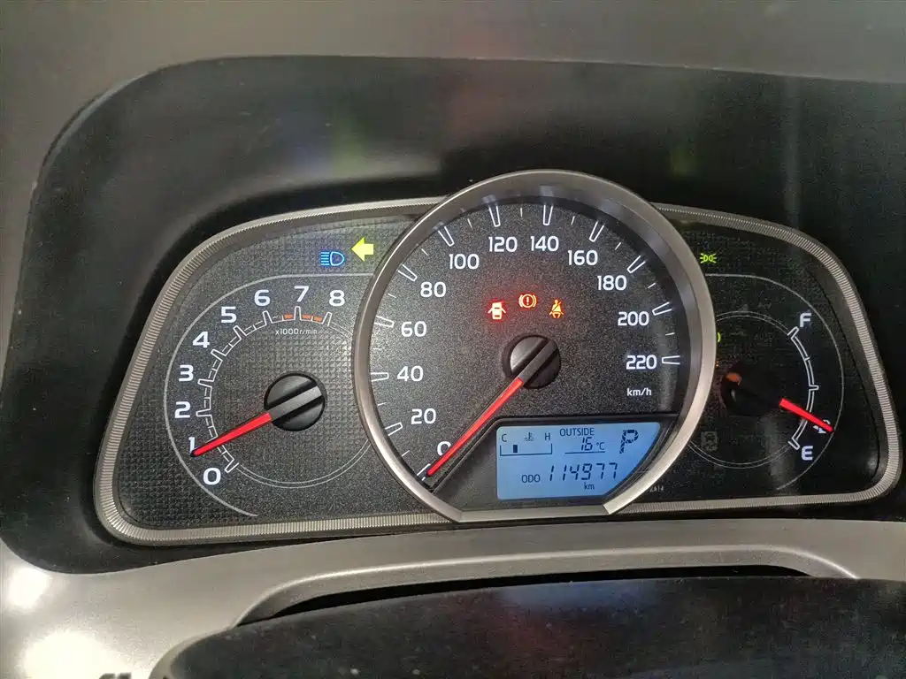 Toyota RAV4 Rongfang 2013 2.0L CVT 2WD Urban фото 11