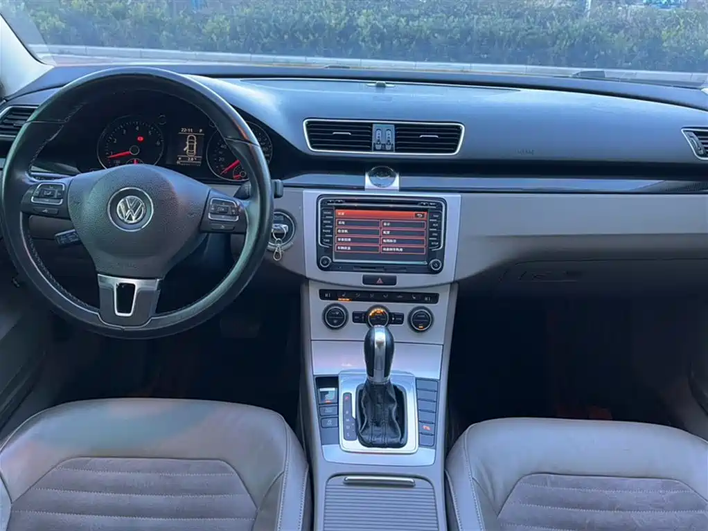 Volkswagen Magotan 2013 1.8TSI Luxury фото 13