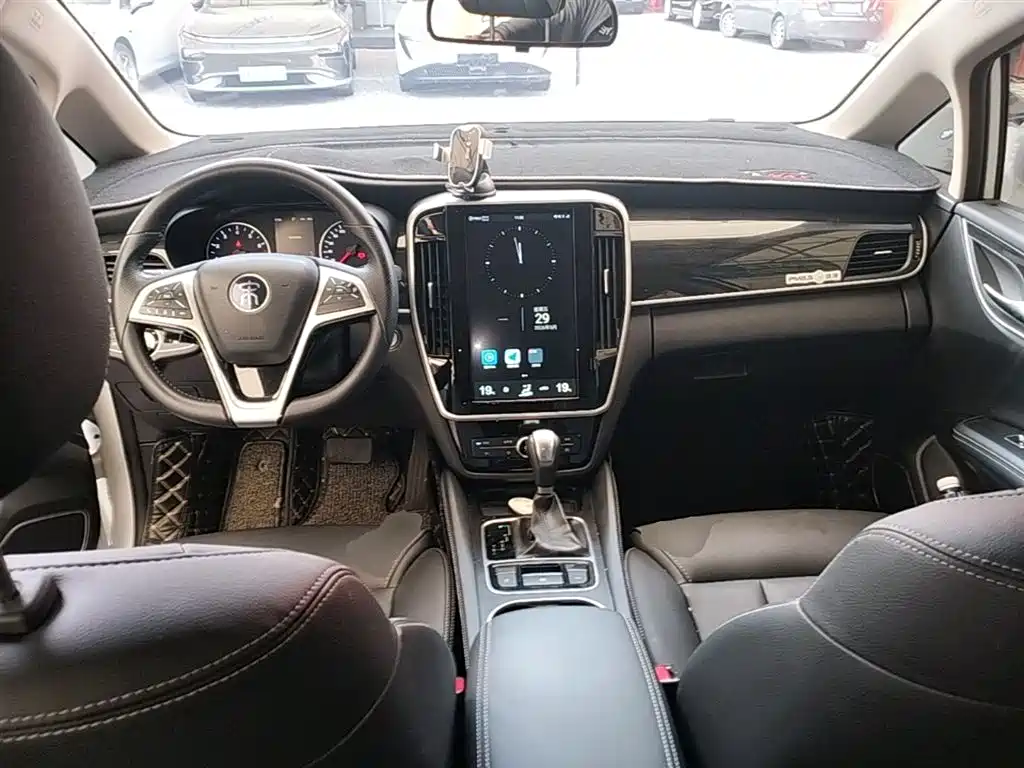 BYD Song MAX 2018 1.5T Auto Smart Connected Elite 6-Seater фото 10