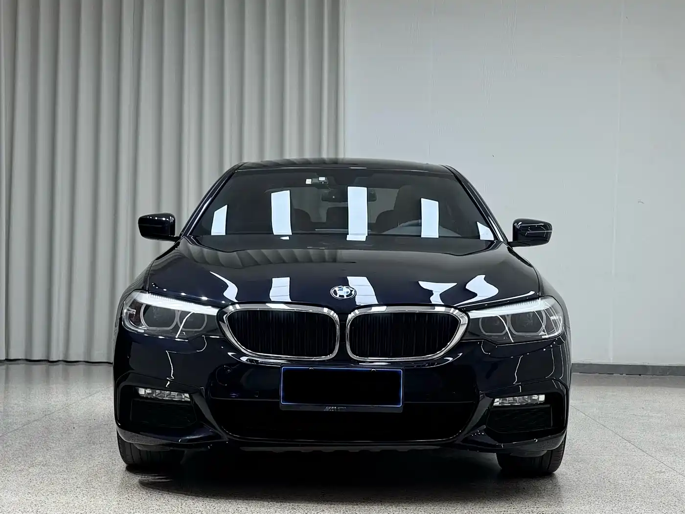 BMW 5 Series 2018 530Li Leading M Sport Package фото 2