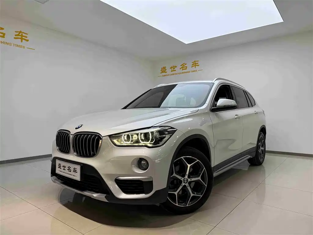 BMW X1 2019 sDrive18Li Premium Model фото 3