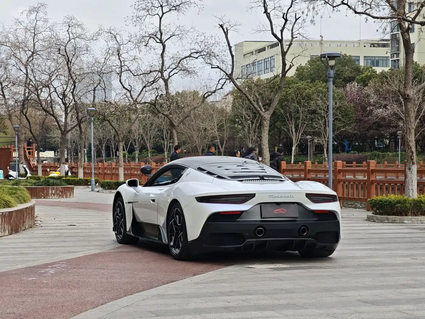 MASERATI MC20