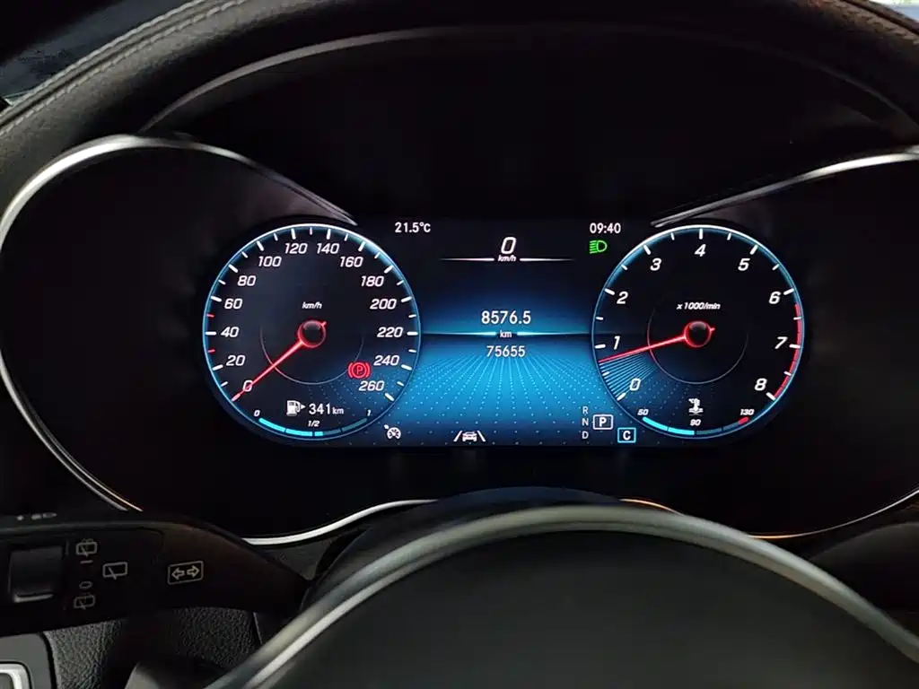 Mercedes-Benz GLC 2021 GLC 300 L 4MATIC Sporty фото 12