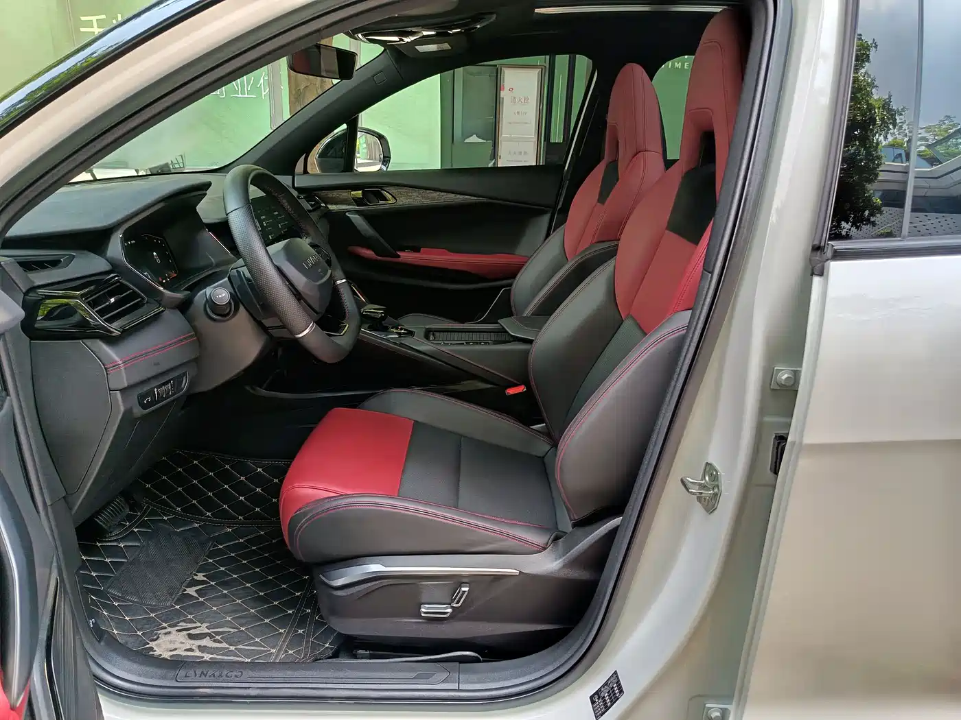 Lynk & Co 06 2020 1.5T Power Pro фото 7