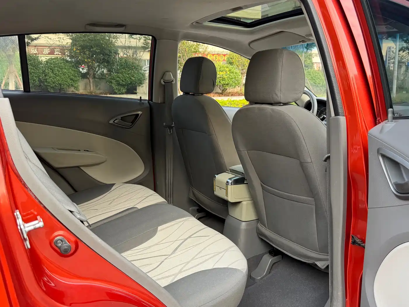 Chevrolet Sail 2012 2011 Hatchback 1.4L Manual Happiness Edition