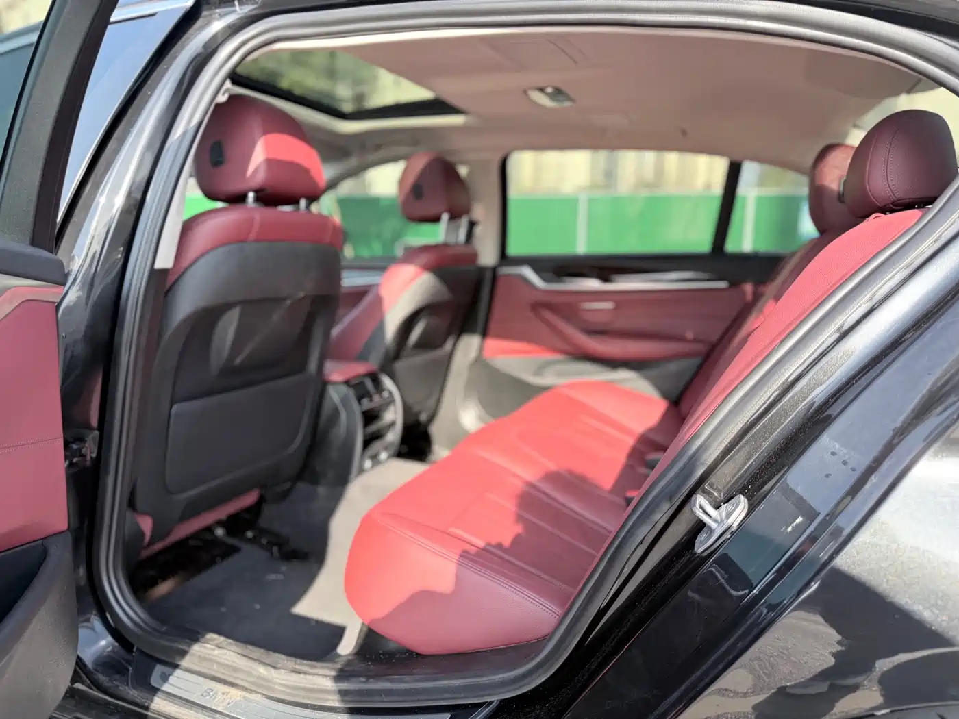 BMW 5 Series 2018 528Li Launch Special Edition фото 10