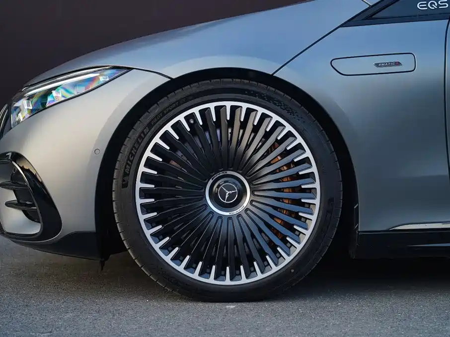 MERCEDES-BENZ EQS AMG