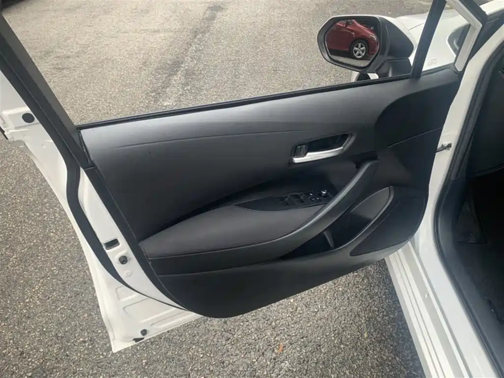Toyota Corolla 2021 1.2T S-CVT Elite PLUS Edition фото 20