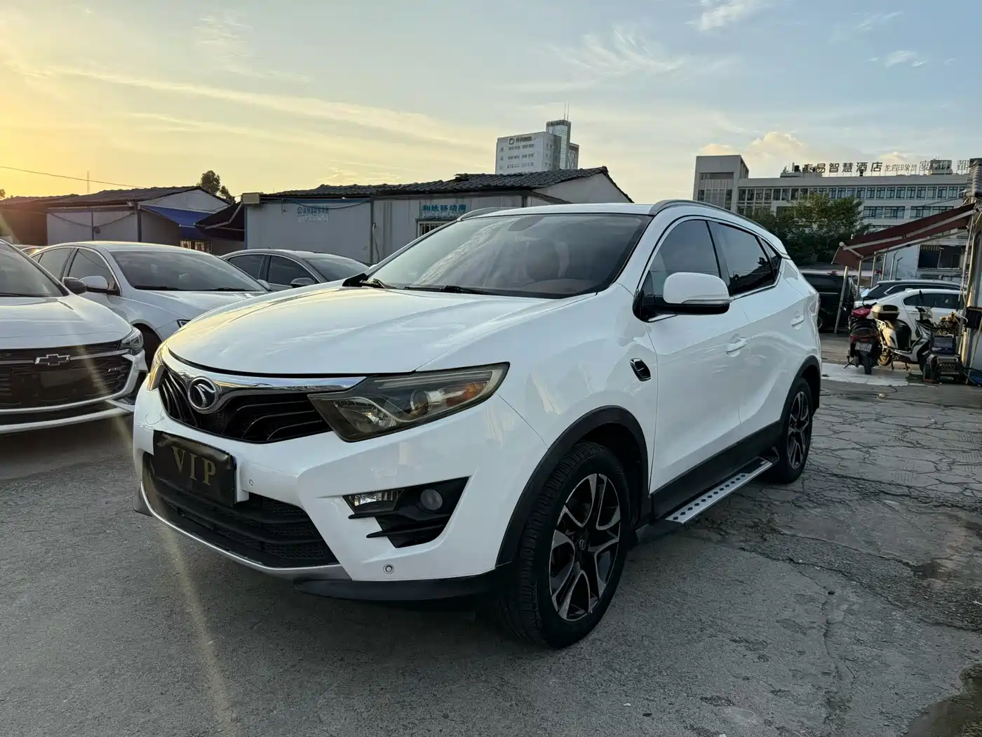 Soueast DX7 2017 2018 Model 1.5T Manual Triumph Edition