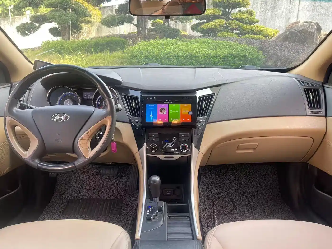 Hyundai Sonata 2013 2.0L Automatic Fashion Edition фото 8