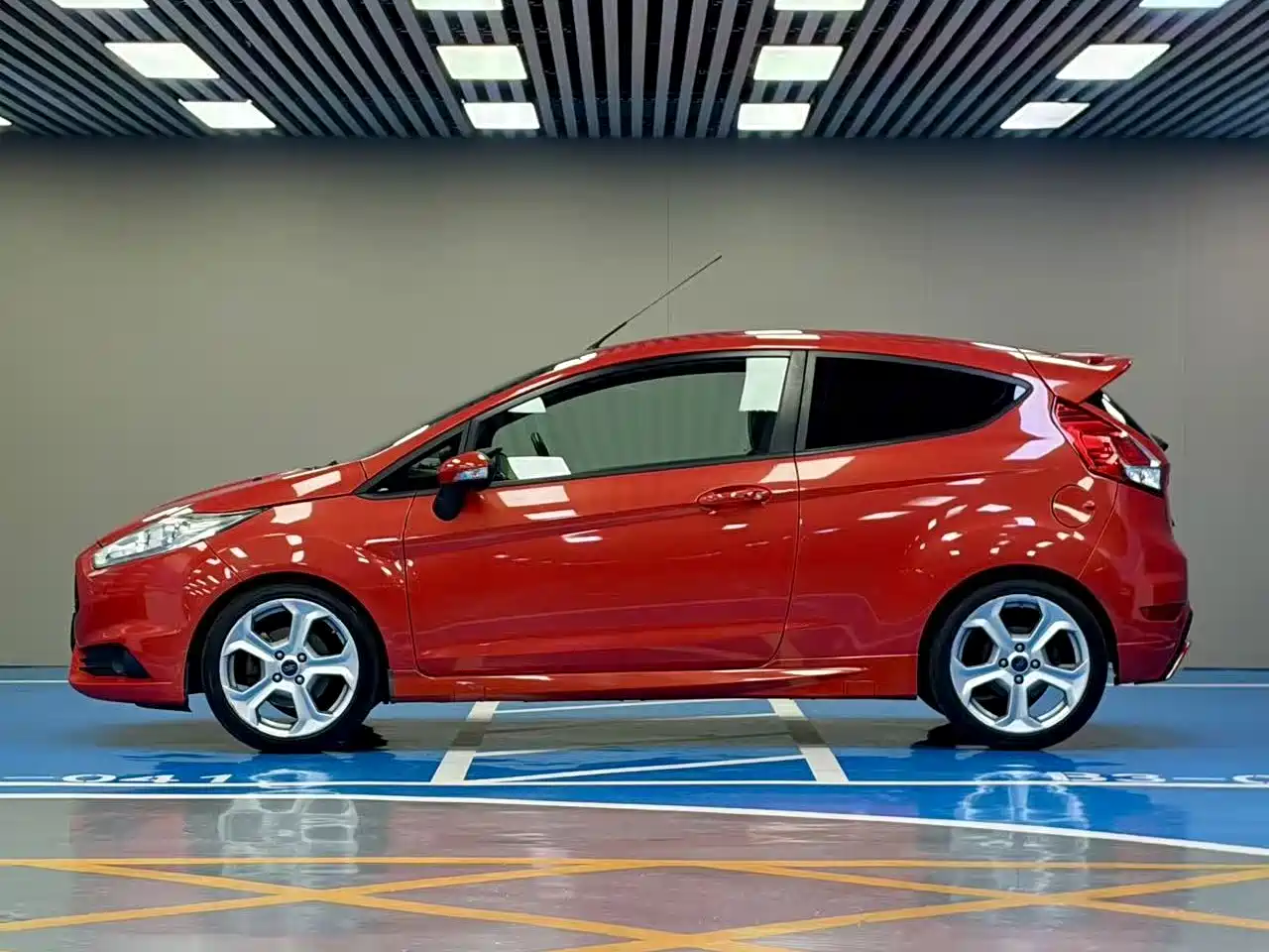 Ford Fiesta (Import) 2013 1.6T ST фото 4