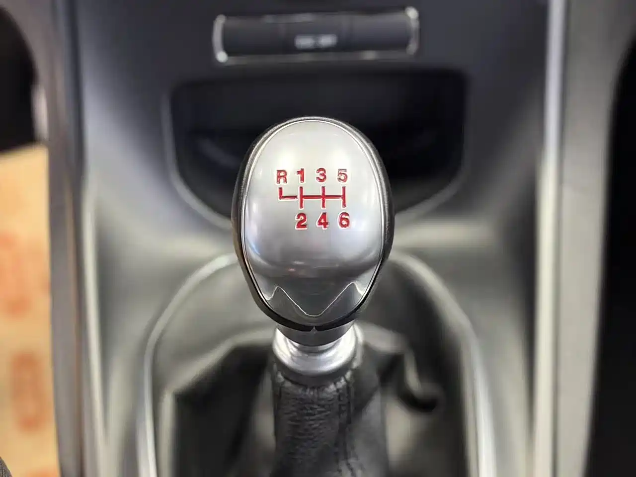 Ford Fiesta (Import) 2013 1.6T ST фото 14