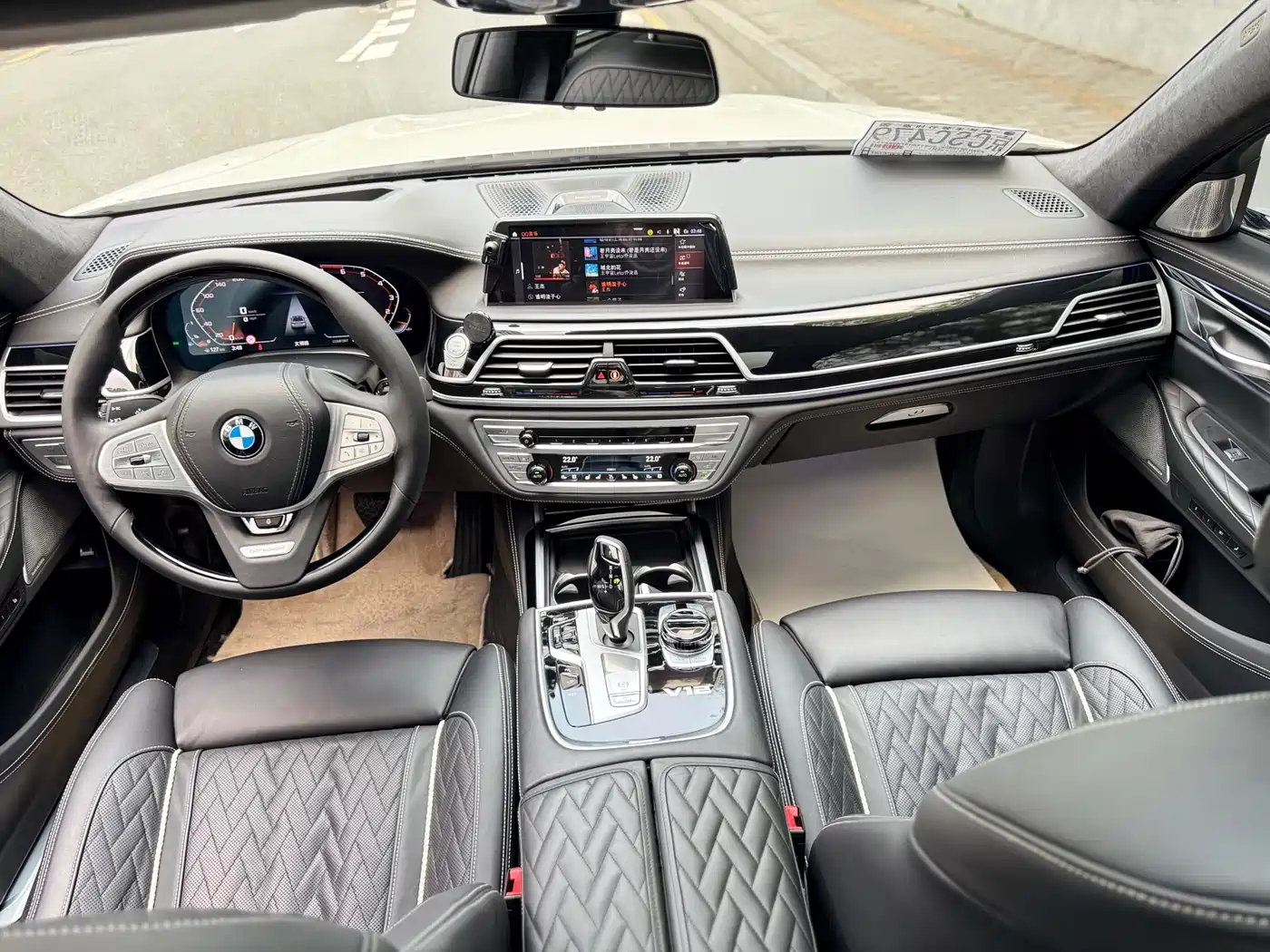 BMW 7 Series 2019 Facelift M760Li xDrive V12 Luxury Package фото 16