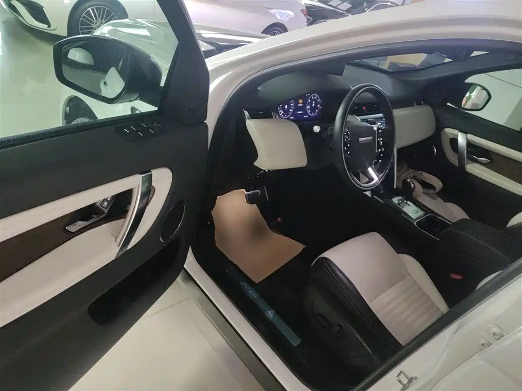 Land Rover Discovery Sport 2020 249PS R-Dynamic Performance фото 16
