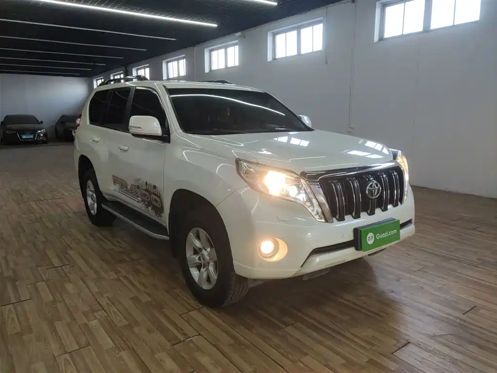 Toyota Prado 2016 3.5L Auto TX-L фото 4