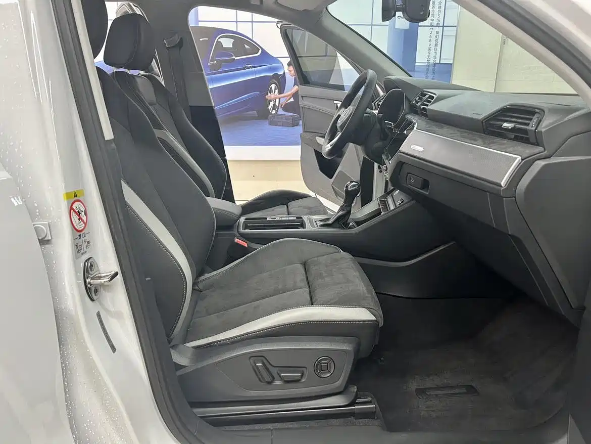 Audi Q3 2022 35 TFSI Progressive Dynamic фото 9
