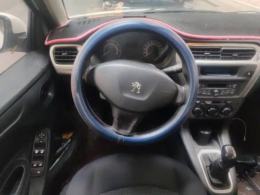 Peugeot 301 2016 2016 1.6L Manual Comfort Edition