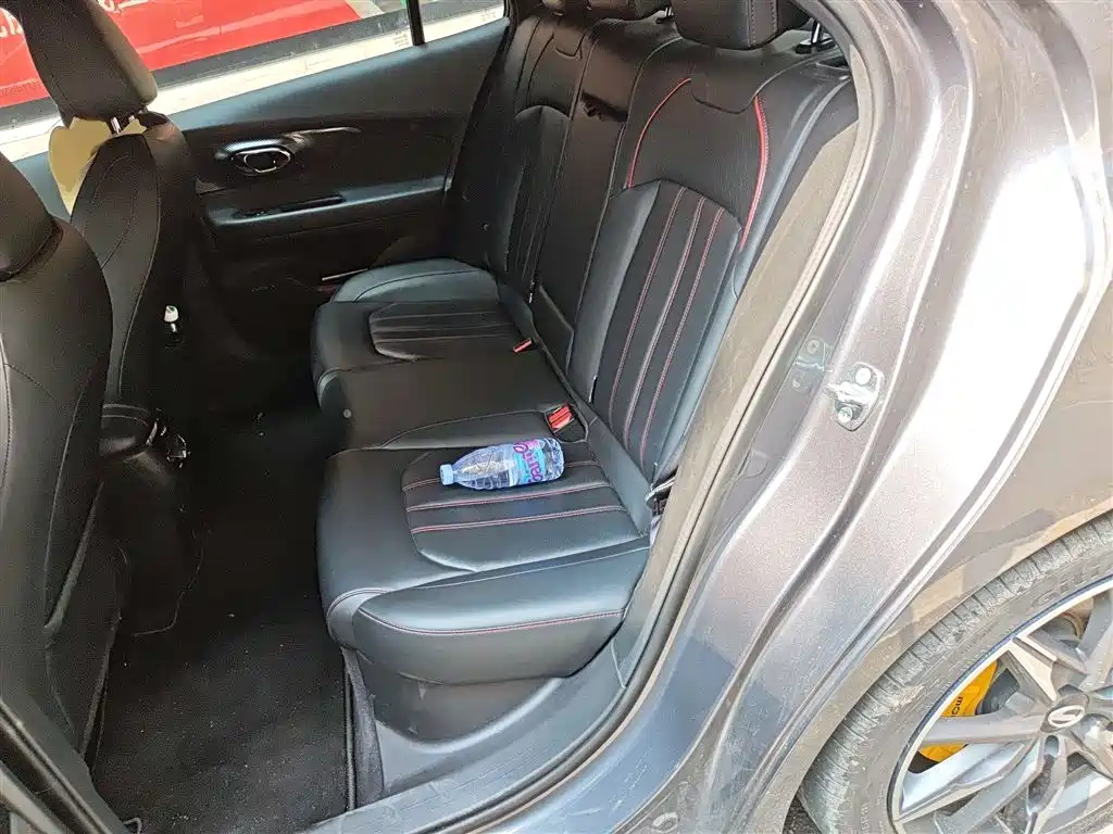 GAC Trumpchi Trumpchi Emkoo 2023 270T DCT J15 Edition фото 15