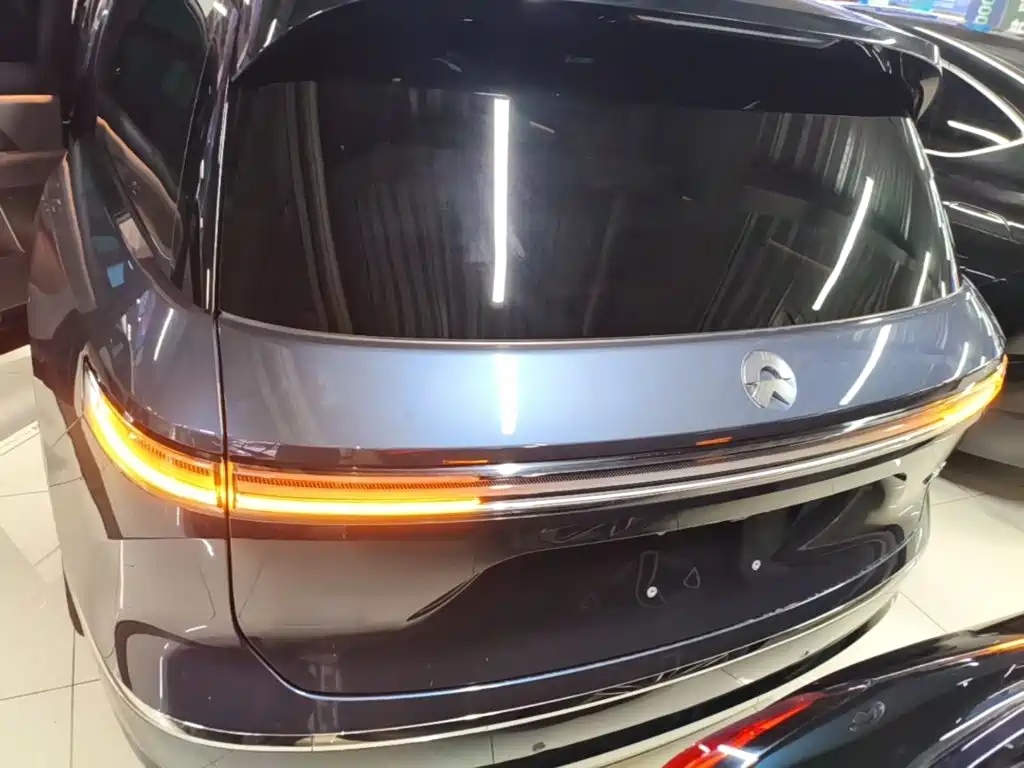 Фото 6 - NIO ES8