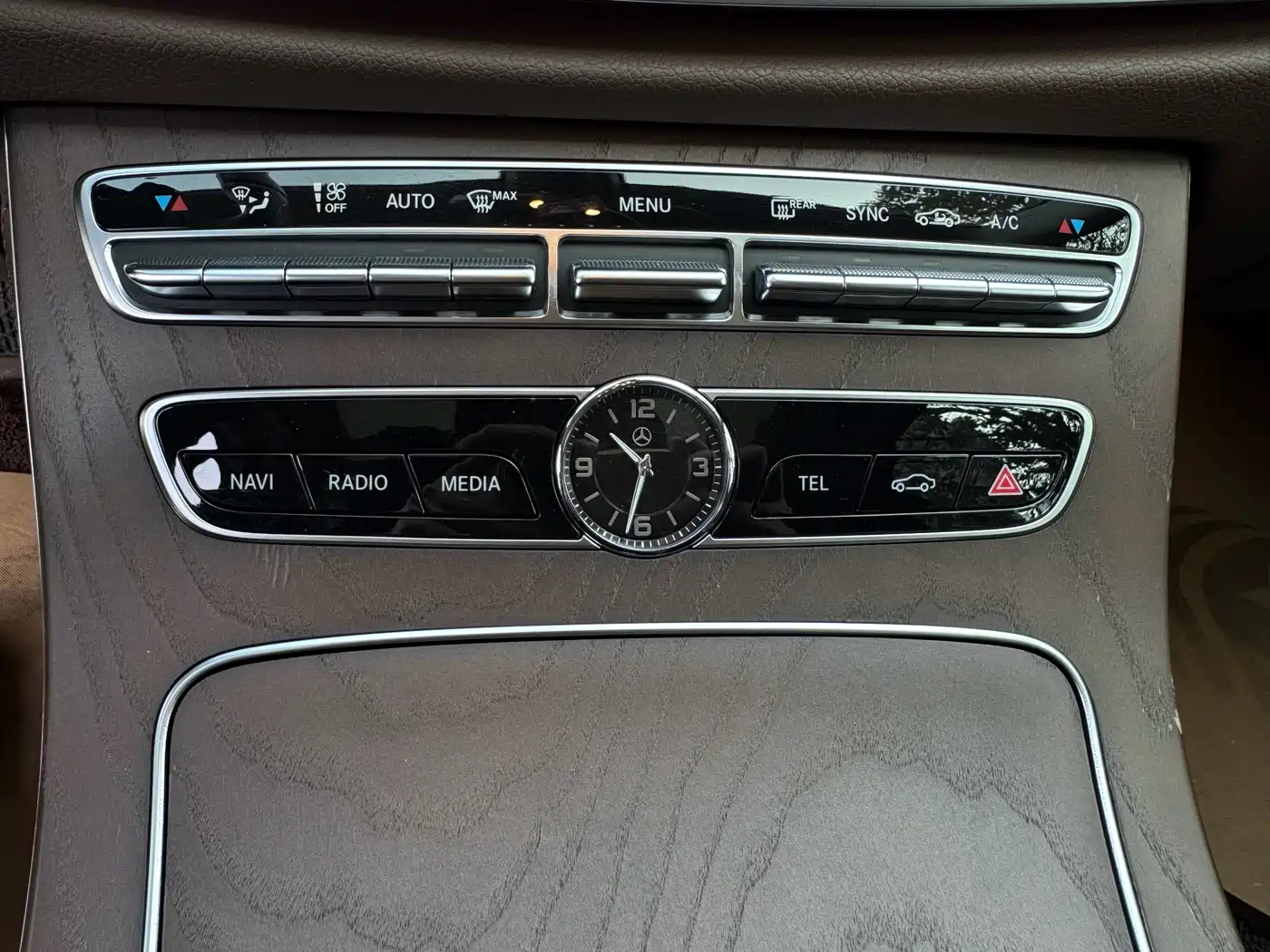Mercedes-Benz E-Class 2020 Facelift E 300 L Fashion фото 10