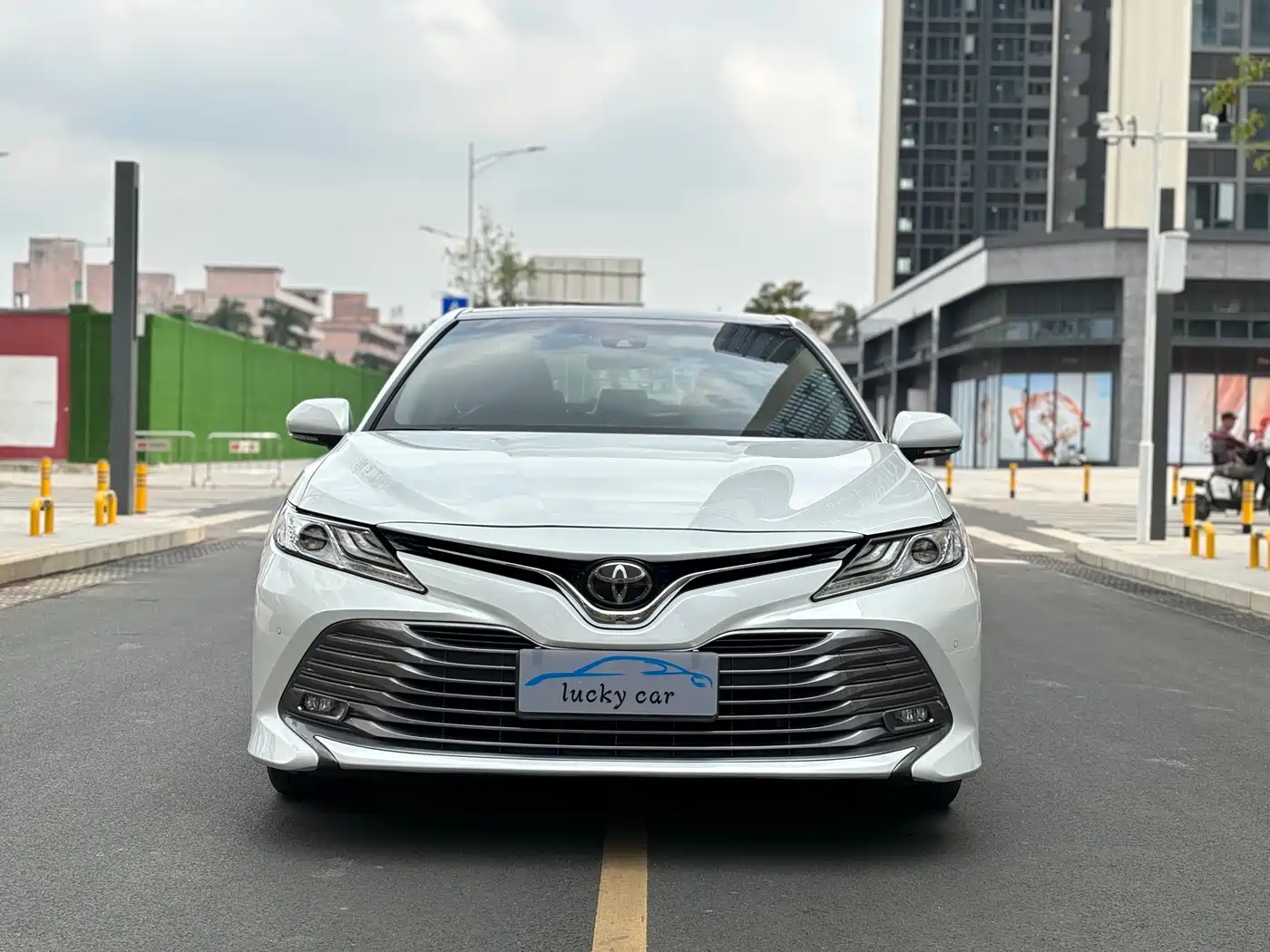 Toyota Camry 2019 2.5G Luxury Edition China VI фото 2
