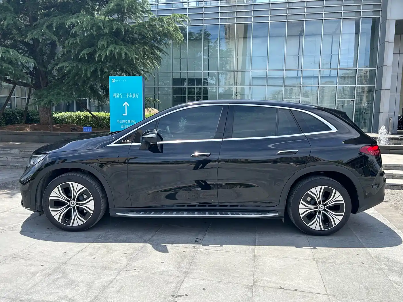 Mercedes-Benz EQE SUV 2024 500 4MATIC Luxury Edition фото 2