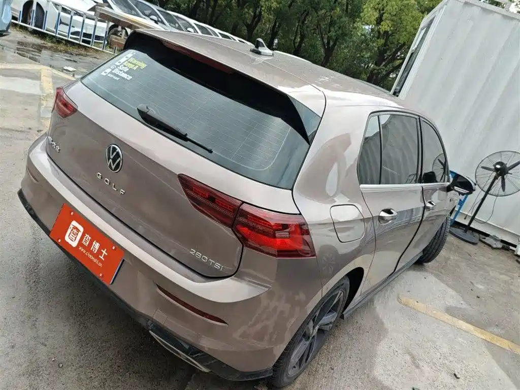 Volkswagen Golf 2023 Model 280TSI DSG R-Line фото 4