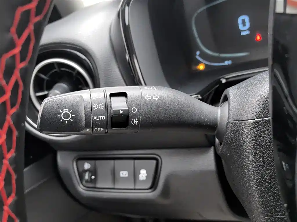 Kia K3 2023 Model 1.5L CVT Luxury Edition фото 21