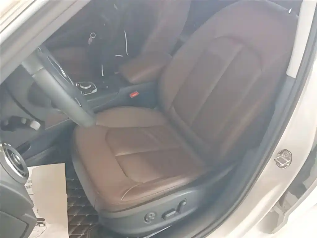 Audi A3 2015 Sportback 40 TFSI Automatic Comfort фото 15