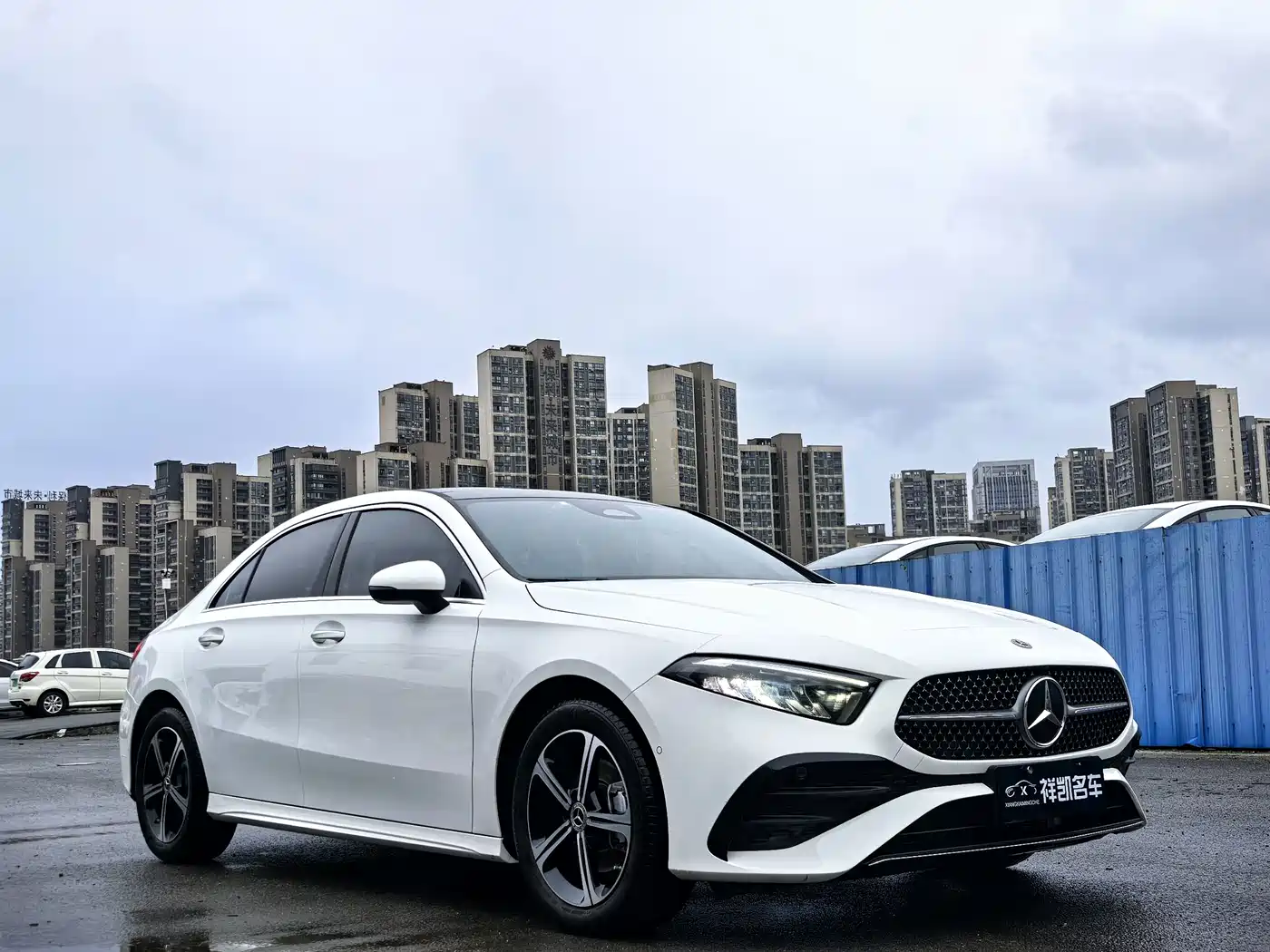 Mercedes-Benz A-Class 2025 2025 A 200 L Fashion Edition