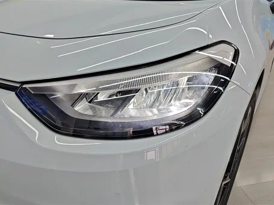 Volkswagen ID.3 2023 Upgraded Pure Intelligence Edition фото 5