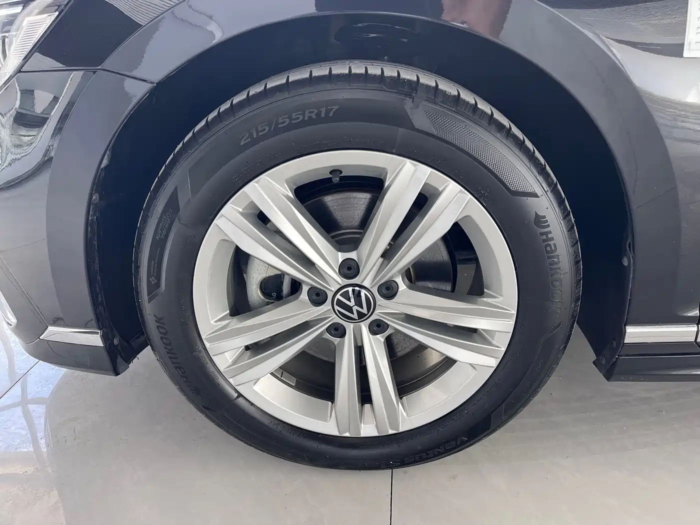 Volkswagen Magotan 2023 2 Million Units Commemorative Edition 280TSI DSG Comfort фото 4