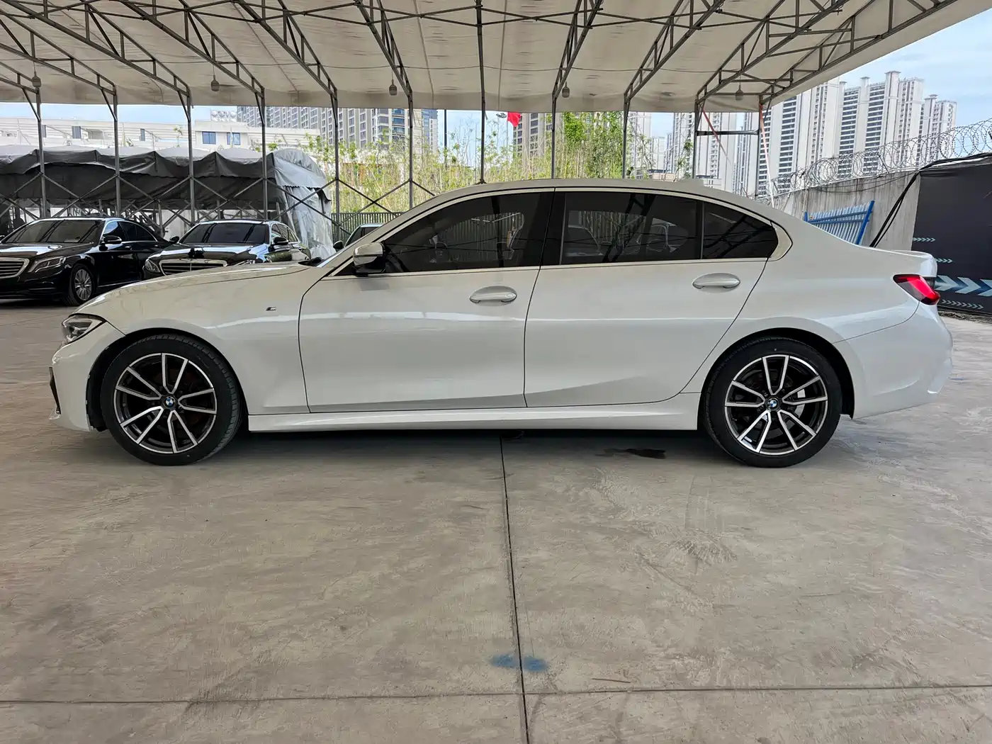BMW 3 Series 2022 320Li M Sport Package фото 7