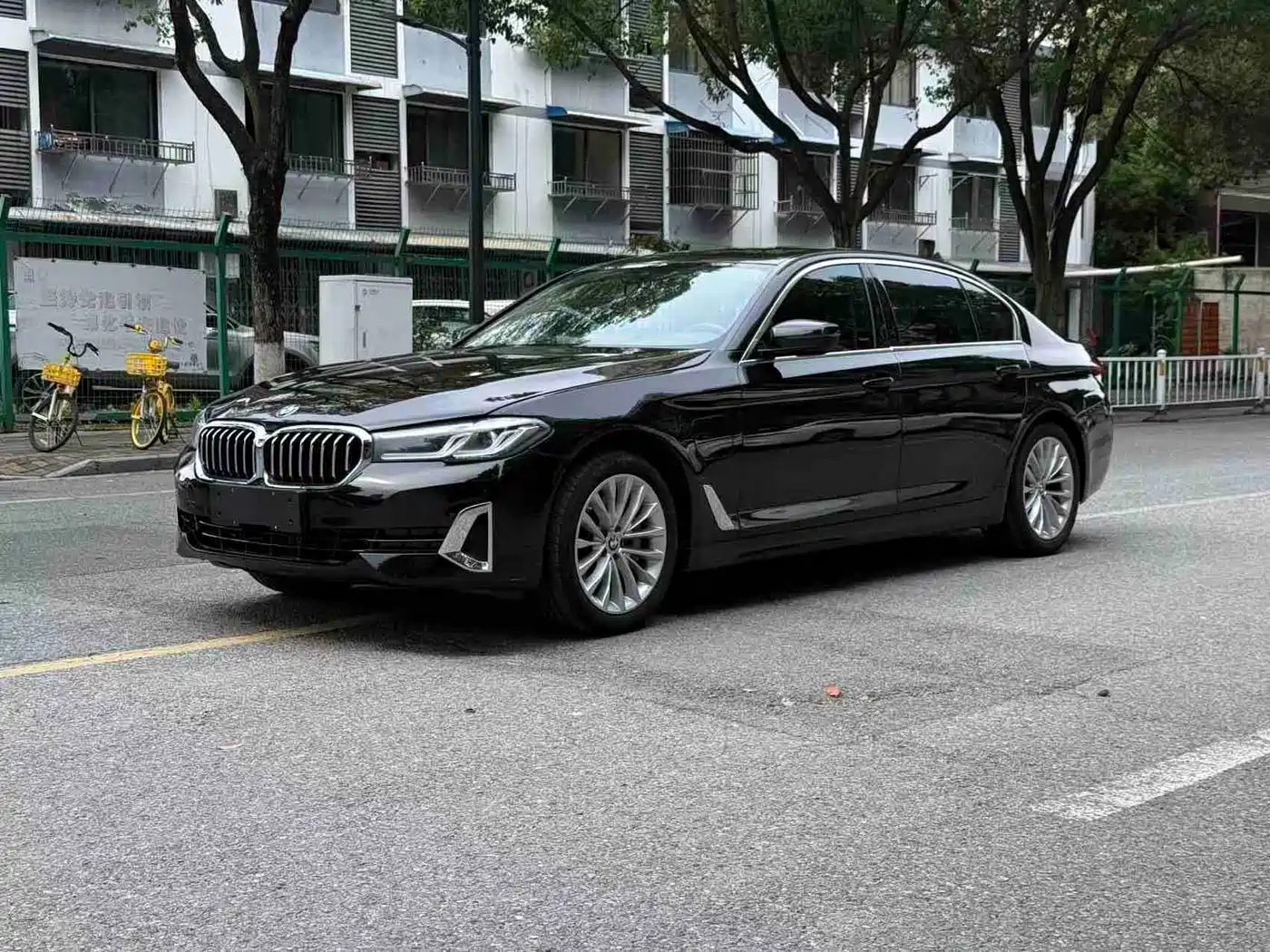 BMW 5 Series New Energy 2021 Facelift 535Le Luxury Package фото 2