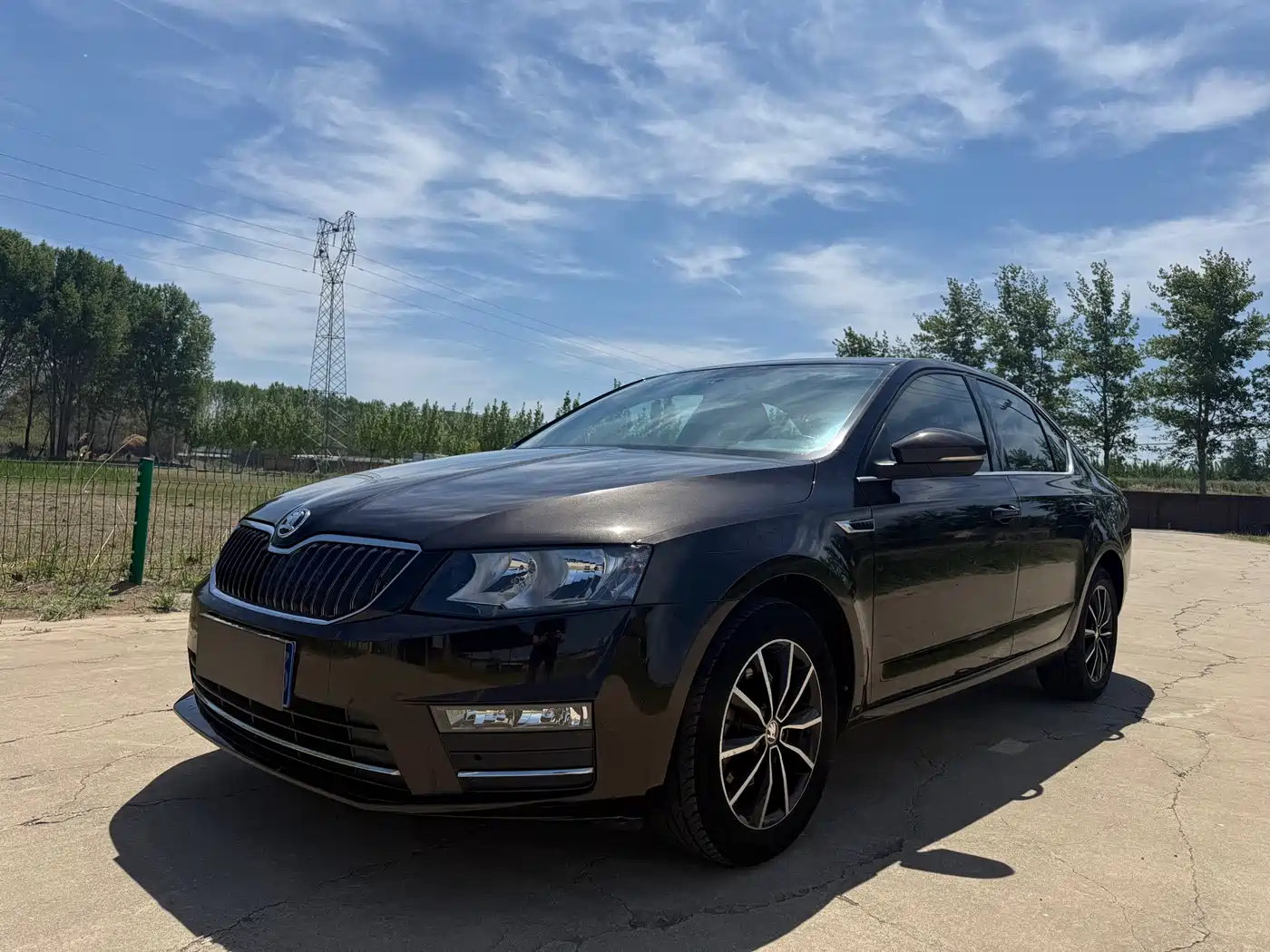 Škoda Octavia 2017 1.6L Automatic Smart Edition