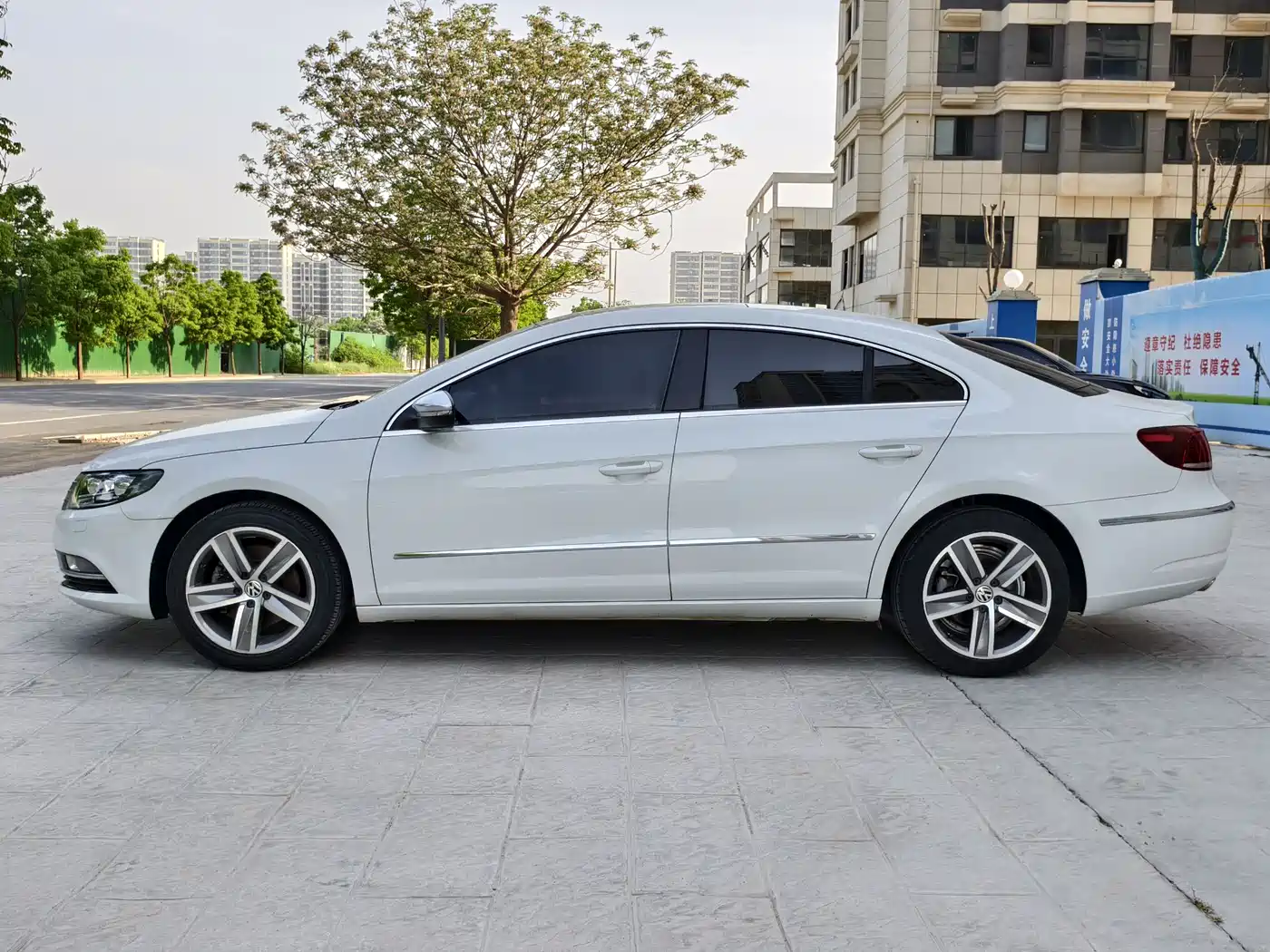 Photo 3 - Volkswagen FAW-Volkswagen CC