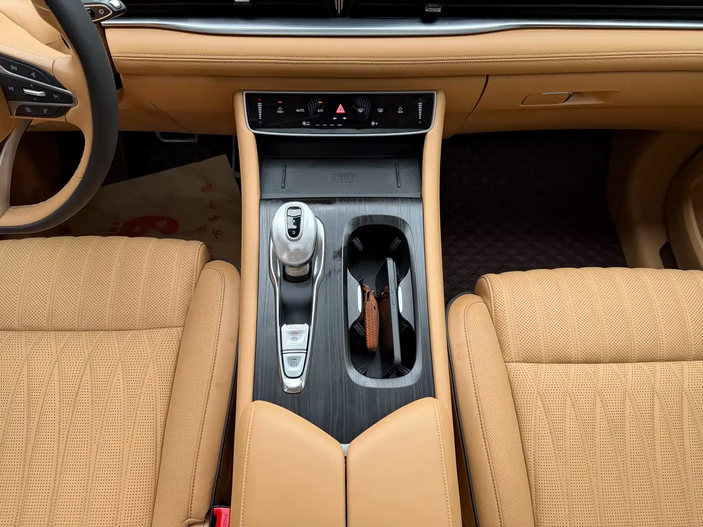 Voyah Auto Voyah Dreamer 2022 Low-carbon Dream+Smart Package фото 12