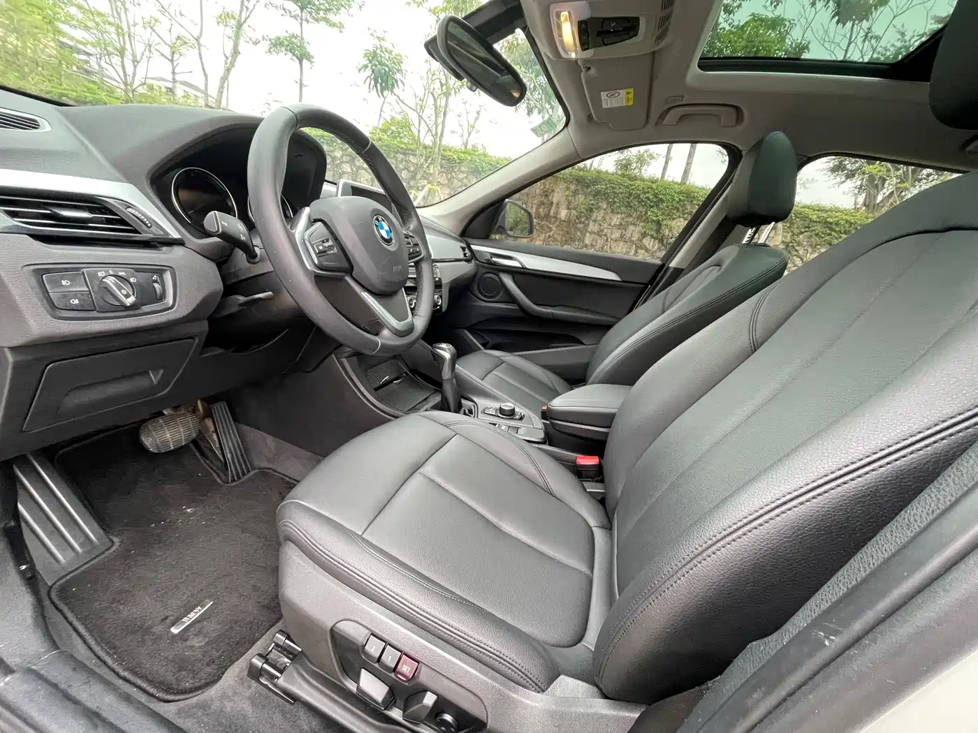 BMW X1 2019 sDrive20Li Leading Model фото 4