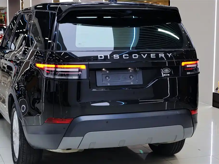 Land Rover Discovery 2018 3.0 SC V6 SE фото 6